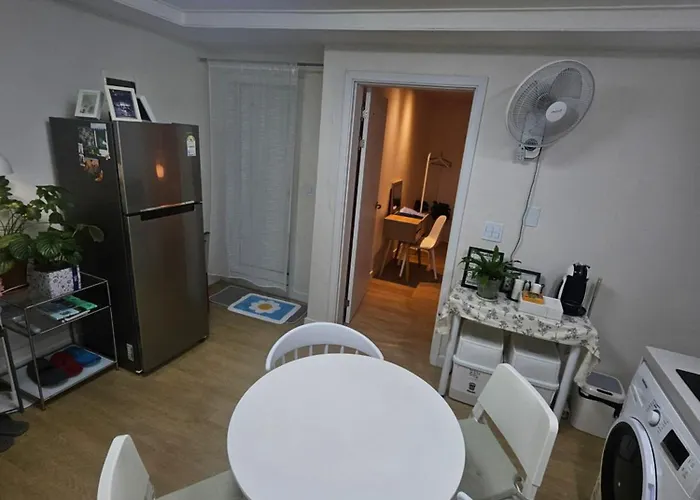Hongdae Ssuny House