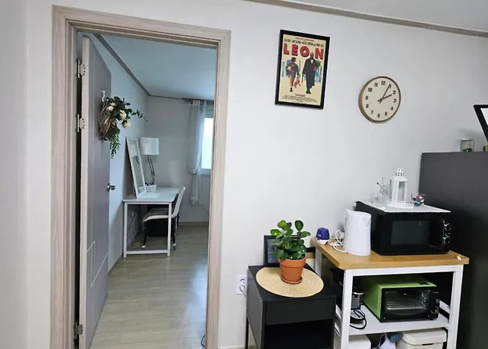 Hongdae Ssuny House 4* 首爾