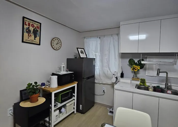 Hongdae Ssuny House