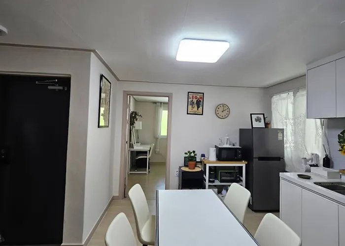Hongdae Ssuny House 招待所 首爾